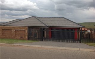 3 Bedroom House in Modelpark