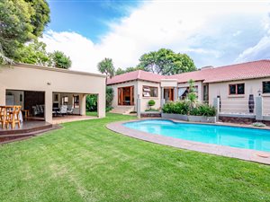 4 Bed House in Edenglen