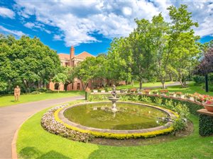 4 Bed House in Waterkloof