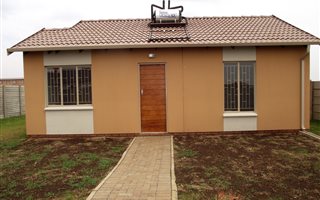 3 Bedroom House in Palmridge