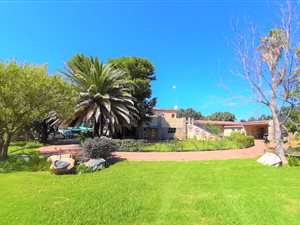 8.5 ha Farm in Potchefstroom Central
