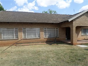218 ha Farm in Ventersdorp