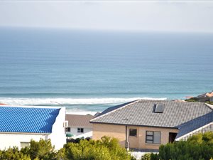 770 m² Land available in Dana Bay