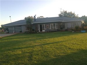 8.5 ha Farm in Wilgeboom AH