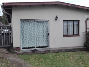 1 Bed Flat in Scottburgh Central