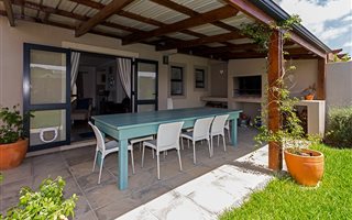 3 Bedroom Duplex in Kelderhof Country Village
