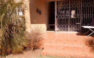 1 Bedroom Apartment in Moreleta Park