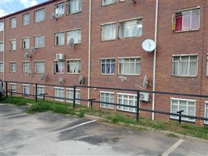 3 Bedroom Apartment in Laudium