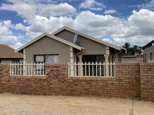2 Bed House in Toekomsrus