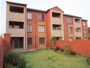 2 Bedroom Townhouse in Eco Park