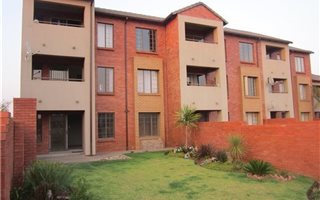 2 Bedroom Townhouse in Eco Park