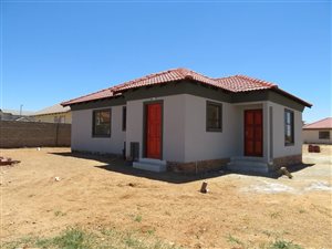 3 Bed House in Klerksoord