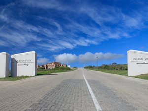 849 m² Land available in Island View