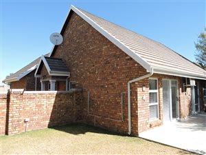 2 Bed Townhouse in Sharon Park