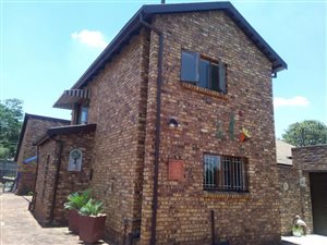 1 Bed Duplex in Waverley