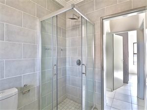 2 Bed Apartment in Jansen Park