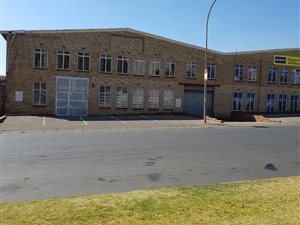 1338 m² Commercial space in Isando