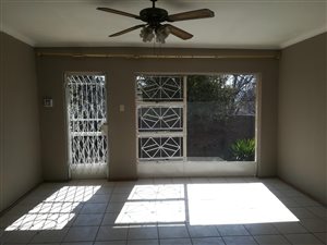 3 Bed Townhouse in Ladybrand