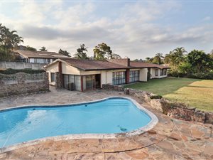 4 Bed House in Manors