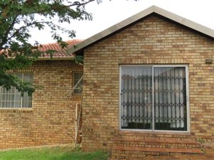 2 Bed Townhouse in Southcrest