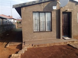2 Bed House in Mfundo Park