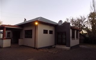 3 Bedroom House in Westdene
