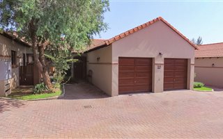 2 Bedroom Townhouse in Moreleta Park