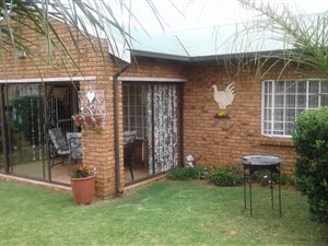 2 Bed Townhouse in Sunair Park