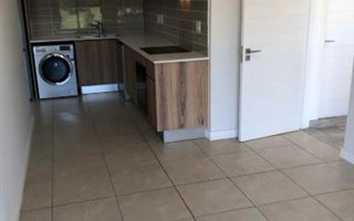 1 Bedroom Apartment in Linbro Park