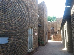 2 Bed Duplex in Karen Park