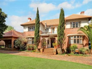 4 Bed House in Saxonwold