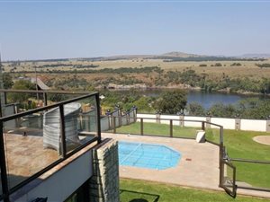 4 Bed House in Vaaloewer