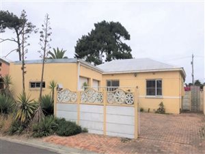 4 Bed House in Ruyterwacht