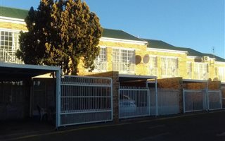2 Bedroom Townhouse in Bloemfontein