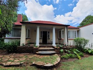 4 Bed House in Greenside