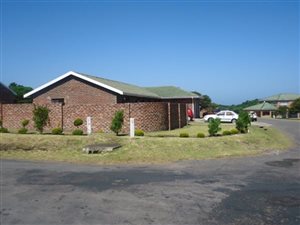 5 Bed House in Cove Rock