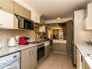 3 Bed Townhouse in Barbeque Downs
