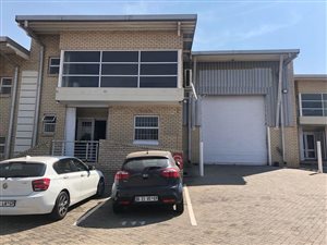 476 m² Industrial space in Halfway House