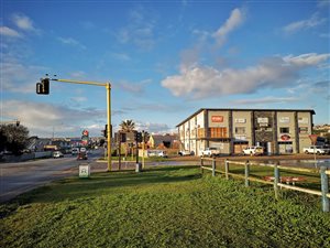 1230 m² Commercial space in Voorbaai