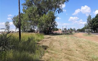 2.2 ha Land available in Winternest