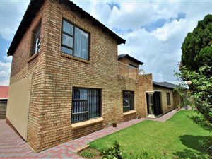 4 Bed House in Orlando West