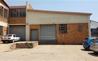 1563 m² Industrial space in Benrose
