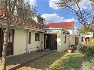 3 Bed House in The Gardens