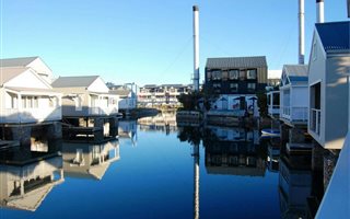 2 Bedroom House in Thesen Islands