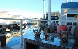 2 Bedroom House in Thesen Islands