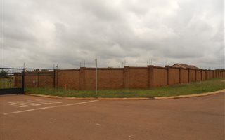 500 m² Land available in Rayton