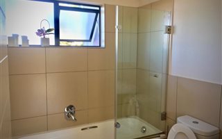 2 Bedroom Apartment in Jackal Creek Golf Estate