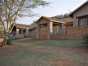 5 Bed House in White River AH