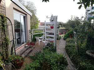 1 Bed Apartment in Myburgh Park
