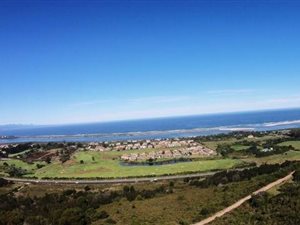 372 ha Farm in Goose Valley